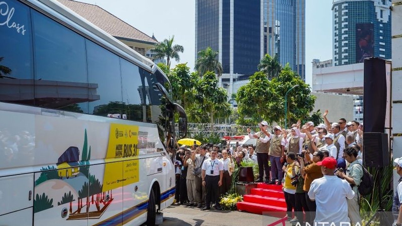 Program Mudik Gratis menjadi solusi nyata bagi jutaan perantau untuk kembali ke kampung halaman, mengubah perjalanan yang semula penuh beban menjadi lebih ringan dan memanusiakan. Temukan bagaimana inisiatif ini mempererat tali silaturahmi dan meringankan