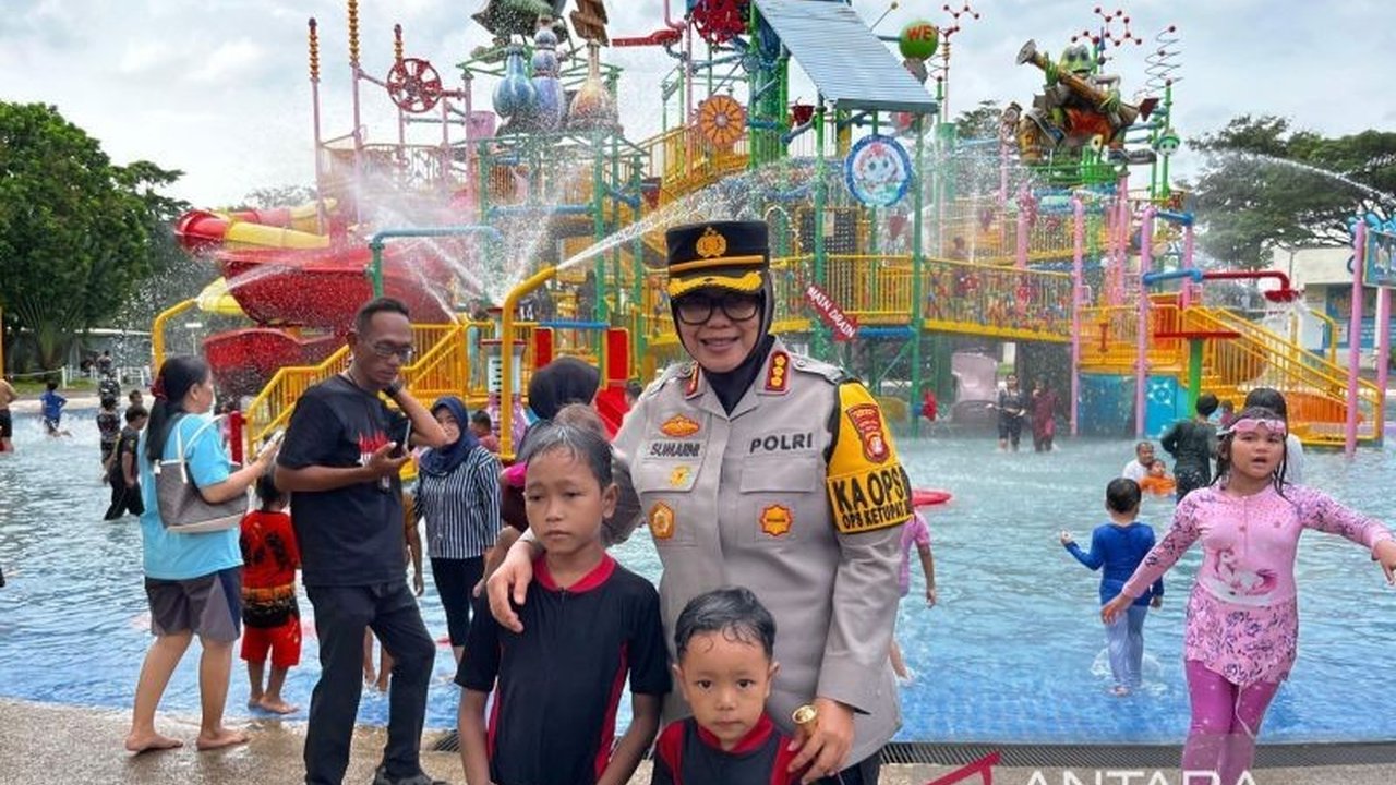 Polres Metro Bekasi melakukan peninjauan serentak di 28 titik objek wisata Kabupaten Bekasi. Langkah ini memastikan keamanan dan kenyamanan pengunjung selama libur Idul Fitri 2026 sebagai bagian dari upaya Pengamanan Wisata Bekasi.