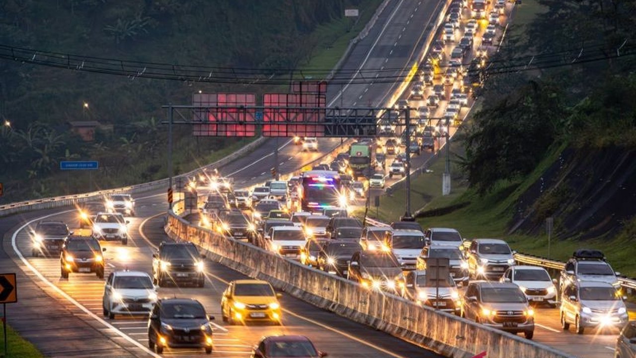 PT Jasa Marga mengimbau pemilir untuk memastikan kecukupan saldo e-Toll guna menghindari antrean panjang di gerbang tol, terutama saat arus balik Idulfitri 1447H/2026.