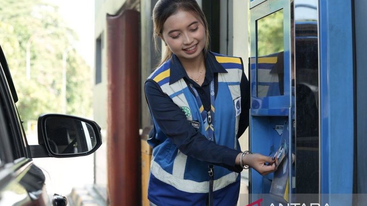 PT Jasa Marga mengimbau pemudik arus balik Lebaran untuk memastikan kecukupan saldo e-toll guna menghindari antrean panjang di gerbang tol. Evaluasi menunjukkan ribuan kendaraan kekurangan saldo di gerbang tol Kalikangkung dan berpotensi terulang di Cikam