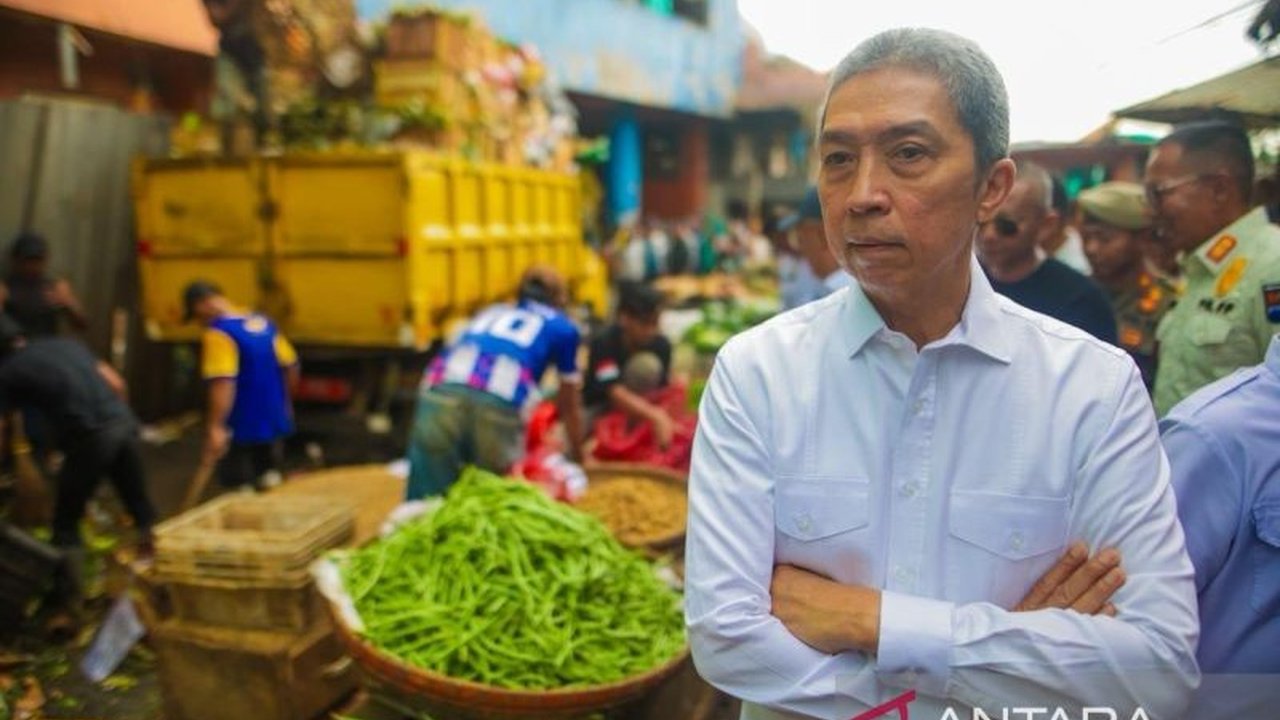 Pemerintah Kota Bogor tegaskan kewajiban relokasi pedagang Bogor dari kawasan eks Pasar Bogor dan Plaza Bogor ke pasar resmi, menandai babak baru penataan kota yang lebih tertib dan terorganisir.
