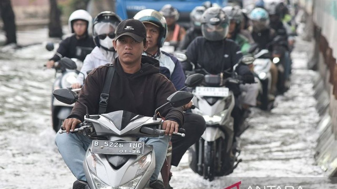 Suku Dinas Sumber Daya Air (SDA) Jakarta Utara telah memetakan sejumlah lokasi rawan banjir rob dan menyiapkan langkah strategis untuk mengantisipasi potensi pasang air laut tinggi pada 19 April 2026.