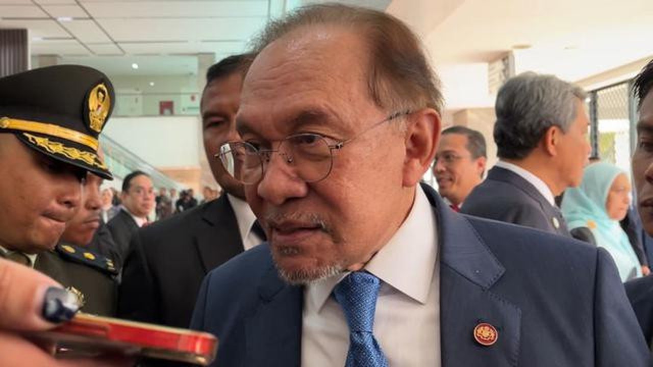 Perdana Menteri Malaysia Anwar Ibrahim mengakui adanya serangan di perbatasan Thailand dan Kamboja pada Selasa (29/7/2025) pagi. Namun ia menegaskan bahwa bentrokan itu telah terselesaikan