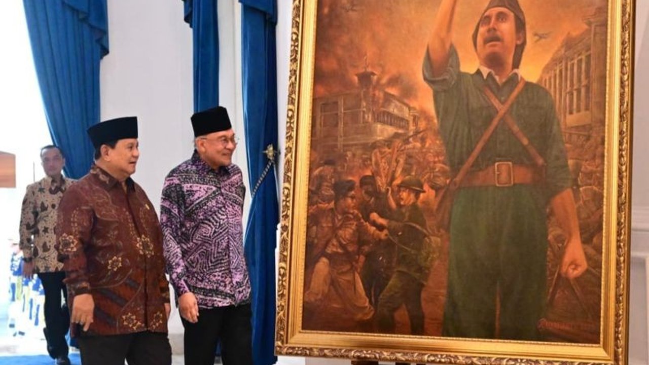 Presiden Prabowo Subianto dan PM Anwar Ibrahim memperdalam hubungan Indonesia Malaysia dalam pertemuan di Jakarta, membahas penguatan bilateral hingga isu geopolitik global.