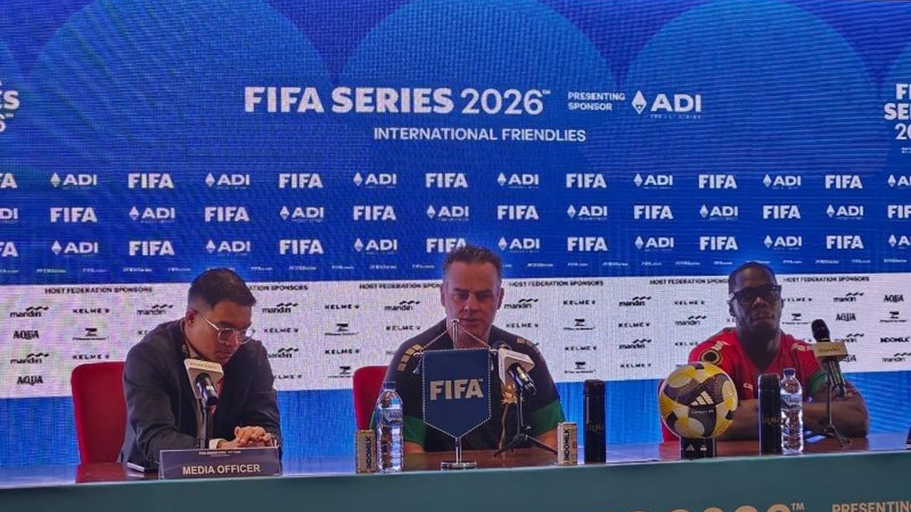 Timnas St Kitts dan Nevis optimis mampu meredam tekanan suporter Indonesia di GBK pada FIFA Series 2026, meski kapasitas stadion melebihi populasi negara mereka.