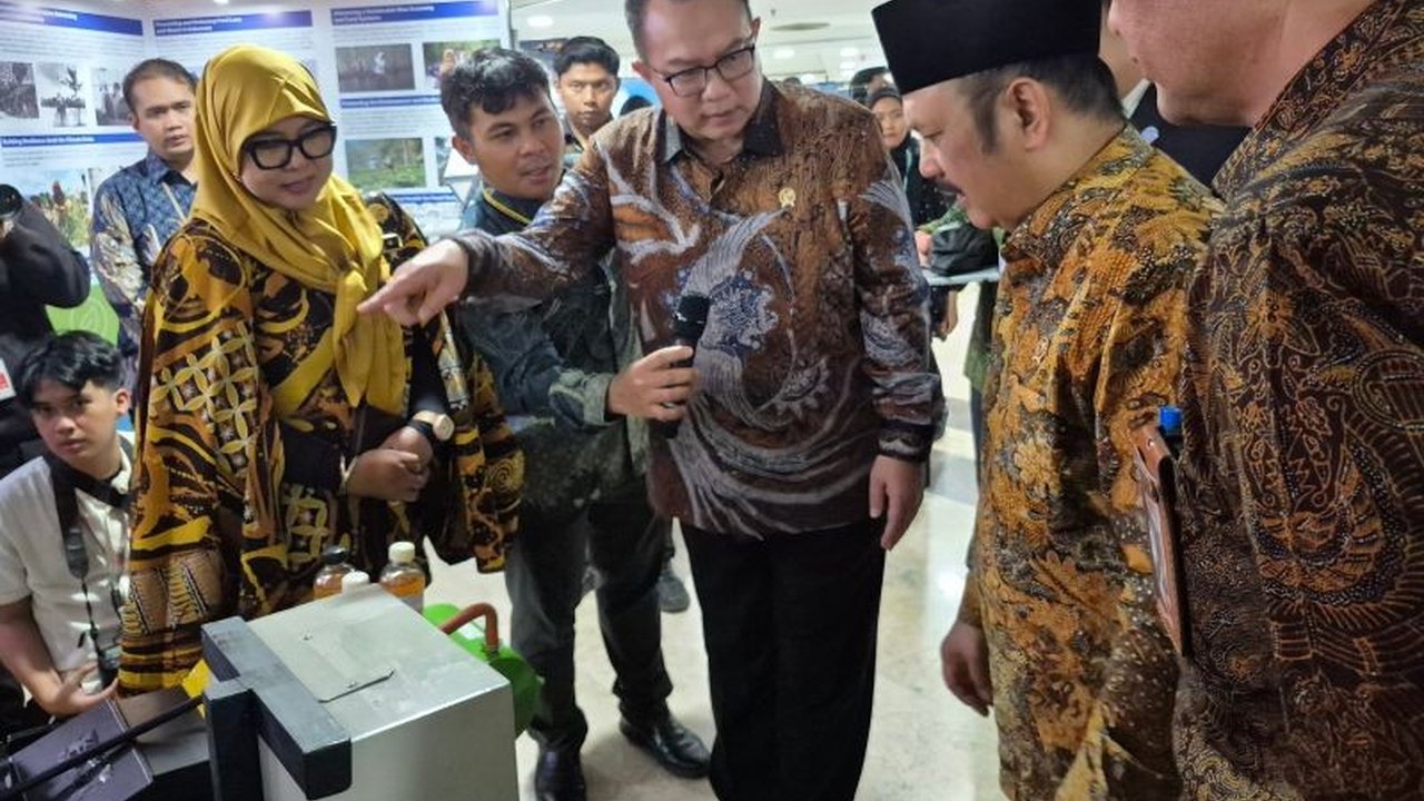 Badan Riset dan Inovasi Nasional (BRIN) fokus pada riset sapi unggul dan pakan ternak untuk mengurangi ketergantungan impor hasil ternak dan susu, sekaligus mendorong peternakan berkelanjutan di Indonesia.
