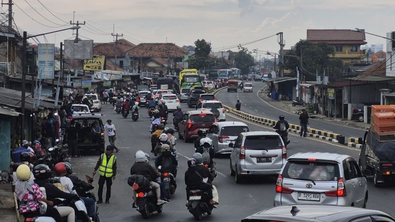 Dinas Perhubungan Kabupaten Bandung memprediksi puncak arus balik Nagreg akan terjadi pada H+7 Lebaran dengan lebih dari 120.000 kendaraan, akibat kombinasi pemudik dan wisatawan yang masih berlangsung.