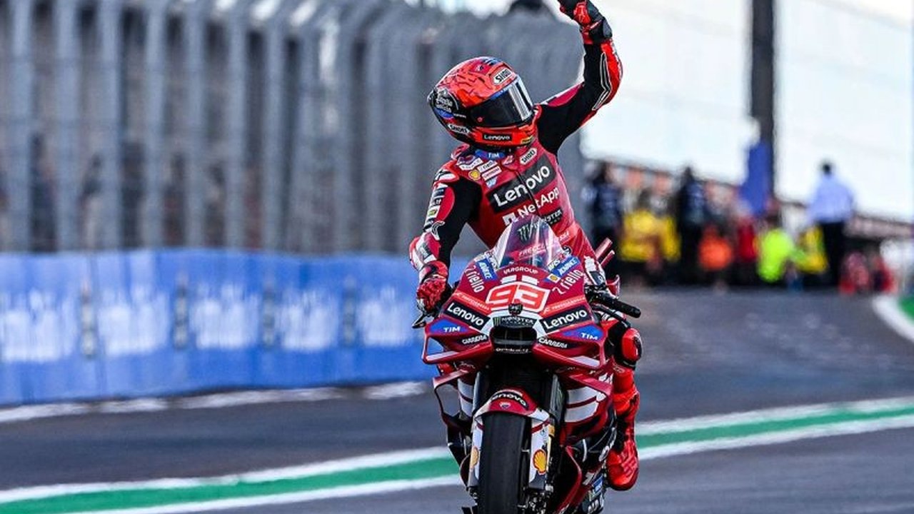 Pembalap Ducati Lenovo, Marc Marquez, mengakui melakukan kesalahan besar pada sesi latihan bebas MotoGP Grand Prix Amerika Serikat, namun tetap menunjukkan dominasinya di Circuit of The Americas (COTAS).