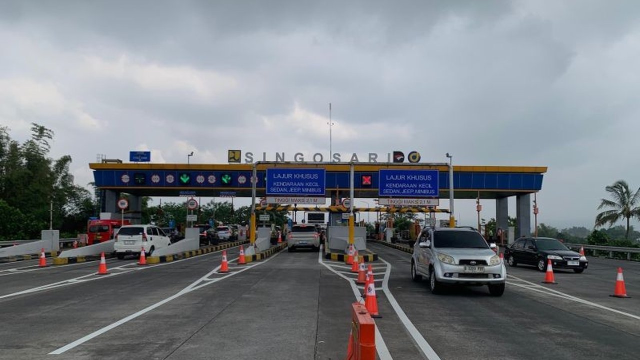 PT Jasamarga Pandaan Malang mencatat peningkatan signifikan **volume lalu lintas Tol Pandaan-Malang** hingga 21,14 persen selama periode mudik dan balik Idul Fitri 1447 H, mencapai lebih dari 1,15 juta kendaraan.