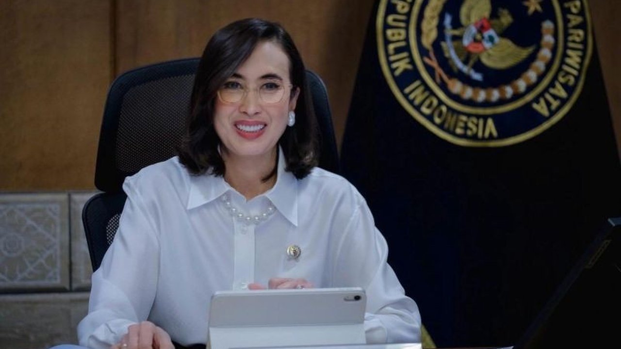 Kementerian Pariwisata dan Ekonomi Kreatif (Kemenekraf) mendukung penuh penyelenggaraan ajang renang perairan terbuka internasional untuk mempromosikan wisata olahraga dan destinasi Indonesia.