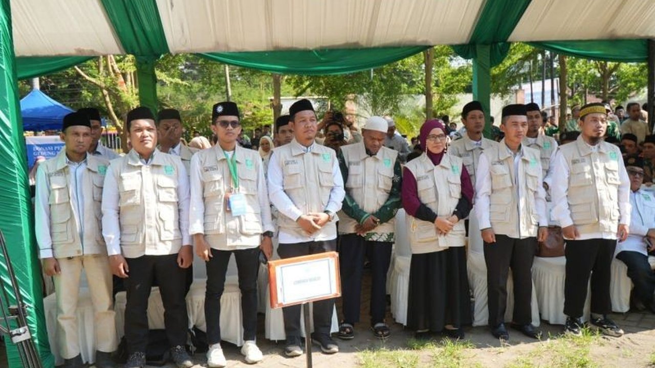 Pimpinan Wilayah Muhammadiyah Sulawesi Selatan (PWM Sulsel) melalui Mualaf Learning Center (MLC-M) menghadirkan program pembinaan mualaf yang terstruktur dan berkelanjutan, memastikan dukungan penuh bagi para mualaf. Program ini menjadi jawaban atas kebut