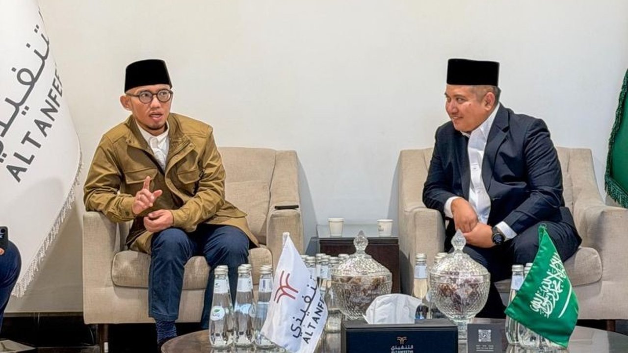 Wakil Menteri Haji dan Umrah (Wamenhaj) Dahnil Anzar Simanjuntak memastikan Persiapan Haji 2026 tetap berjalan lancar dan optimal, meskipun ketegangan di Timur Tengah masih terjadi, demi kenyamanan jamaah.