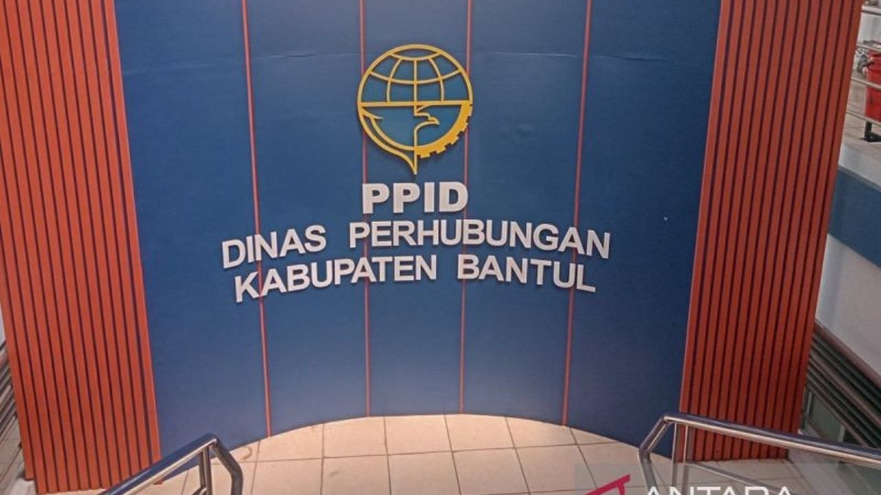 Dinas Perhubungan Bantul akan menguji coba digitalisasi parkir di 27 lokasi, termasuk pasar dan Stadion Sultan Agung, dengan pembayaran non-tunai melalui QRIS untuk transparansi pendapatan daerah.