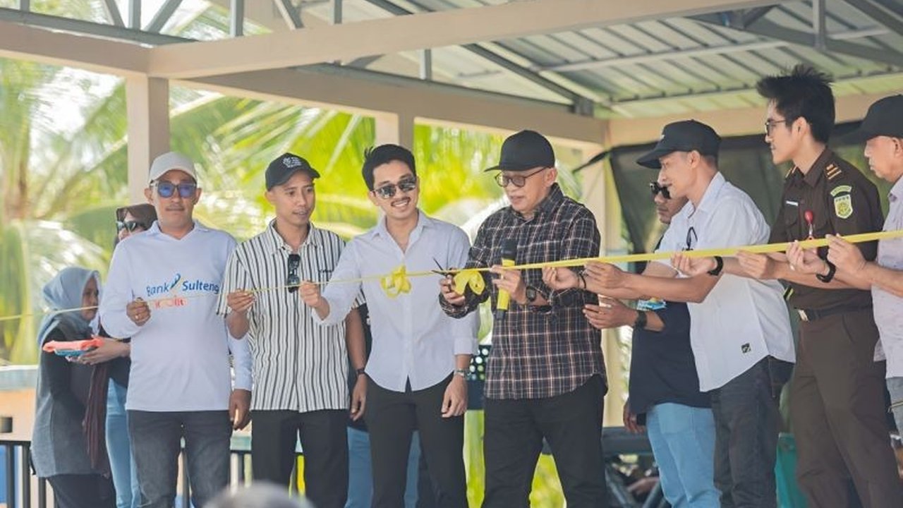 Tradisi Lebaran Ketupat di Banggai menjadi lebih dari sekadar perayaan, melainkan simbol kuat persatuan dalam keberagaman dan pendorong ekonomi masyarakat setempat.