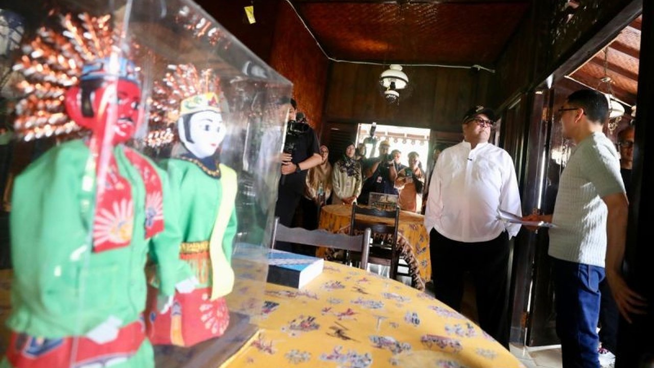 Wakil Gubernur DKI Jakarta Rano Karno menyatakan revitalisasi Anjungan Jakarta TMII mengusung konsep visioner untuk menghadapi era digital, menghadirkan pengalaman imersif, dan menjadi showcase kebudayaan Jakarta.