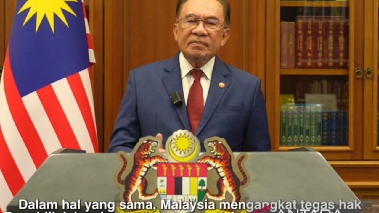 Malaysia, melalui Perdana Menteri Anwar Ibrahim, menunjukkan peran aktif dalam **Diplomasi Malaysia Konflik Iran**, menyerukan gencatan senjata dan solusi diplomatik di Timur Tengah. Simak upaya intensif Kuala Lumpur dalam meredakan ketegangan global.