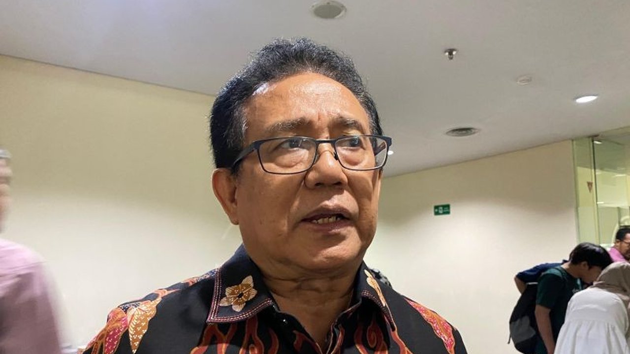 Pendeta Gomar Gultom menekankan pentingnya penguatan literasi digital dan peran keluarga sebagai pendamping implementasi PP Tunas untuk melindungi anak dari dampak negatif media sosial.