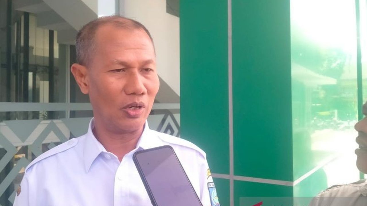 Pemerintah Provinsi NTB memastikan ketersediaan 30 ribu Pasokan Sapi Kurban untuk Hari Raya Idul Adha 1447 H, khusus memenuhi permintaan wilayah Jabodetabek. Pengiriman awal dilakukan untuk menghindari penumpukan di pelabuhan.