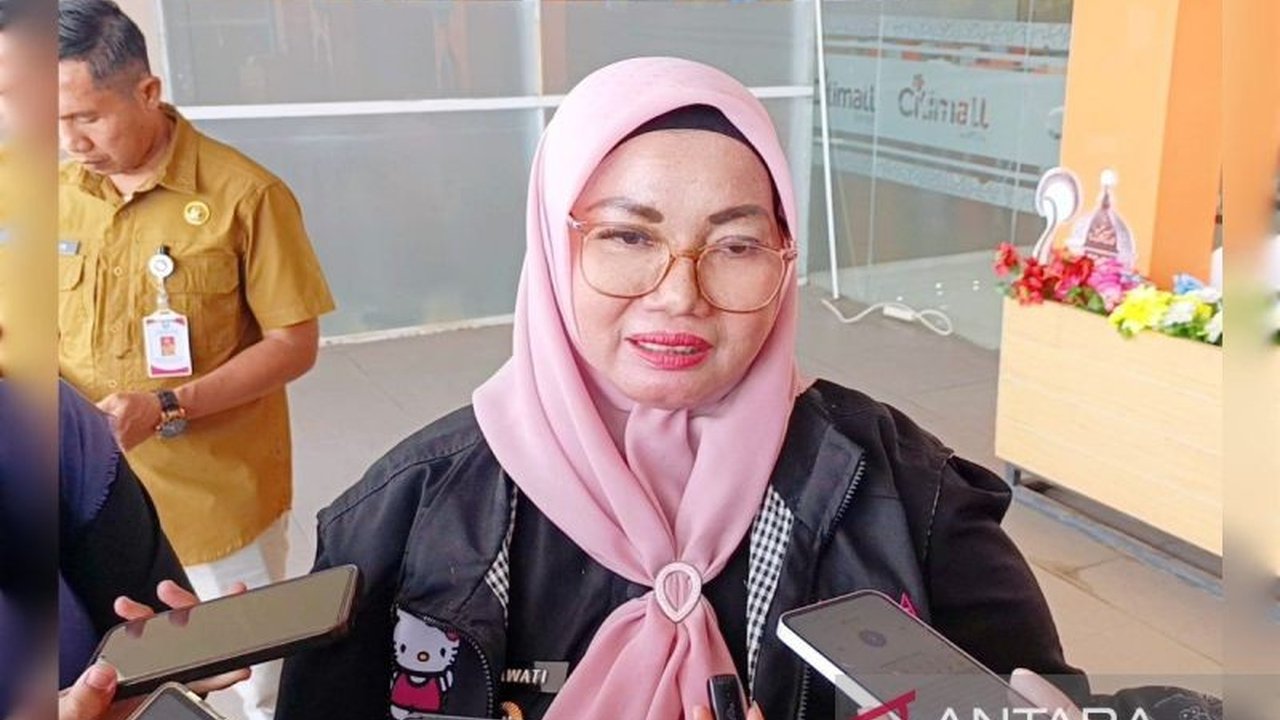 Wakil Bupati Kotawaringin Timur Irawati menyatakan dukungan penuh terhadap PP Tunas, regulasi baru yang bertujuan memperkuat perlindungan anak di ruang digital dari konten negatif dan paham menyimpang.