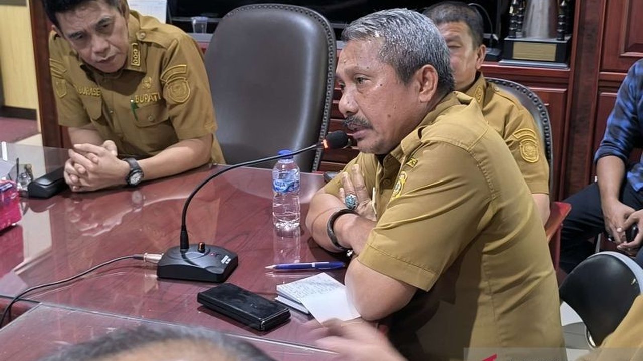 Inspektorat Parigi Moutong (Parimo) serius menginvestigasi dugaan jual beli jabatan kepsek yang ramai diperbincangkan publik, dengan Bupati mengancam sanksi berat bagi pelaku.