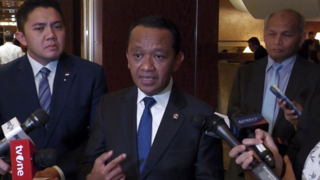 Kementerian ESDM menegaskan harga BBM nonsubsidi mengikuti dinamika pasar global sesuai regulasi. Bagaimana nasib BBM subsidi dan antisipasi kenaikan harga di tengah masyarakat?