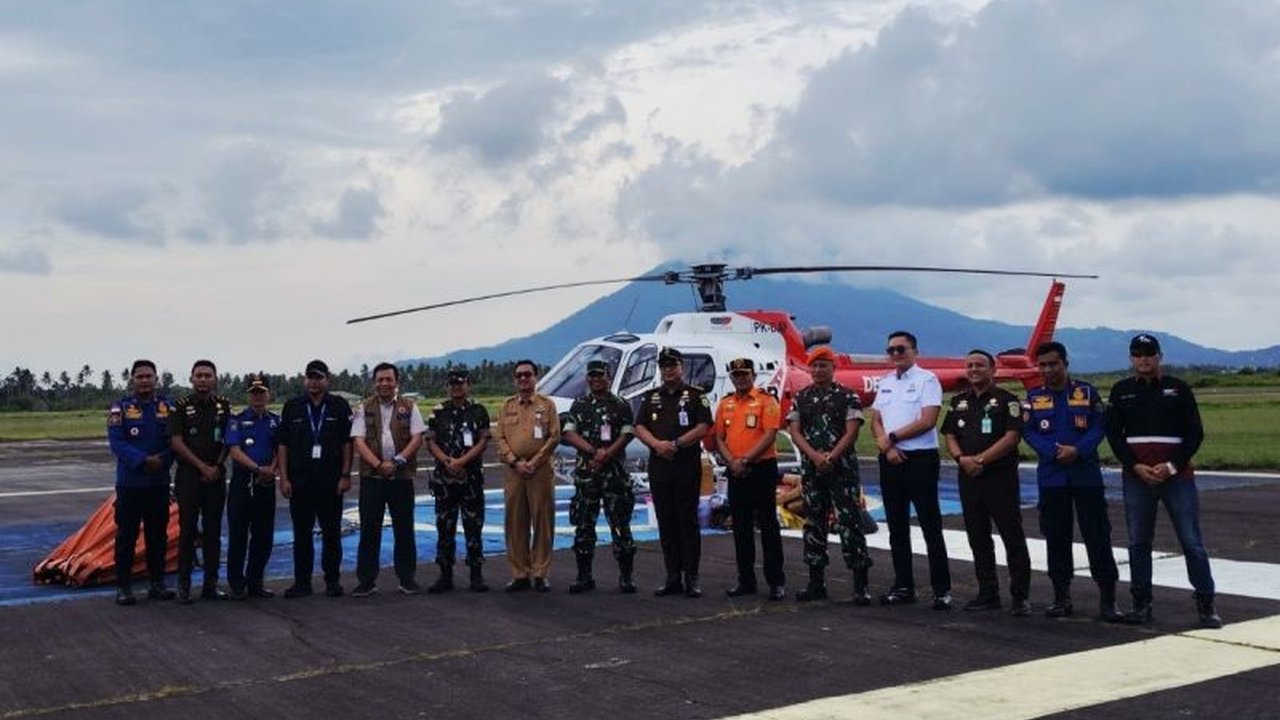Pemerintah Kabupaten Natuna mengambil langkah serius dengan operasi modifikasi cuaca dan bom air untuk menanggulangi karhutla serta kekeringan yang melanda wilayahnya.
