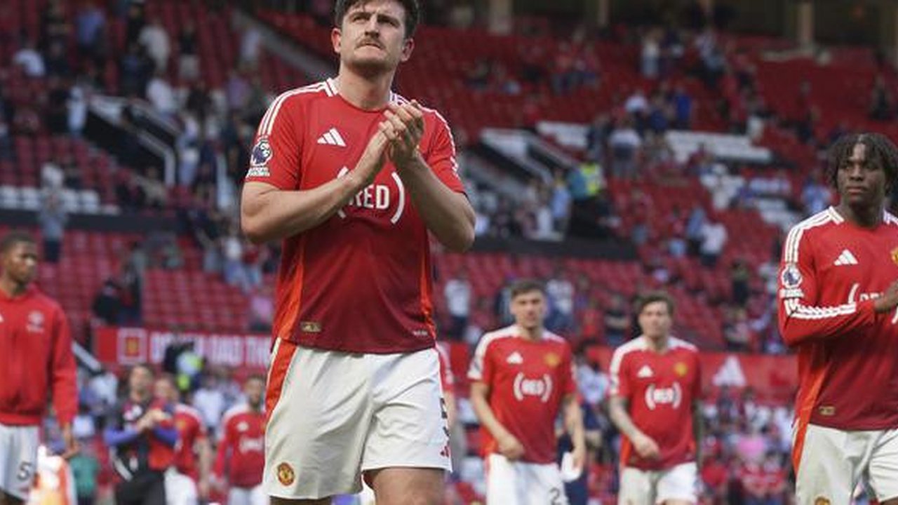 Manchester United keok 0-2 dari West Ham United pada laga pekan ke-36 Premier League musim ini di Old Trafford, Minggu (11/5/2025) malam WIB. (AP Photo/Ian Hodgson)
