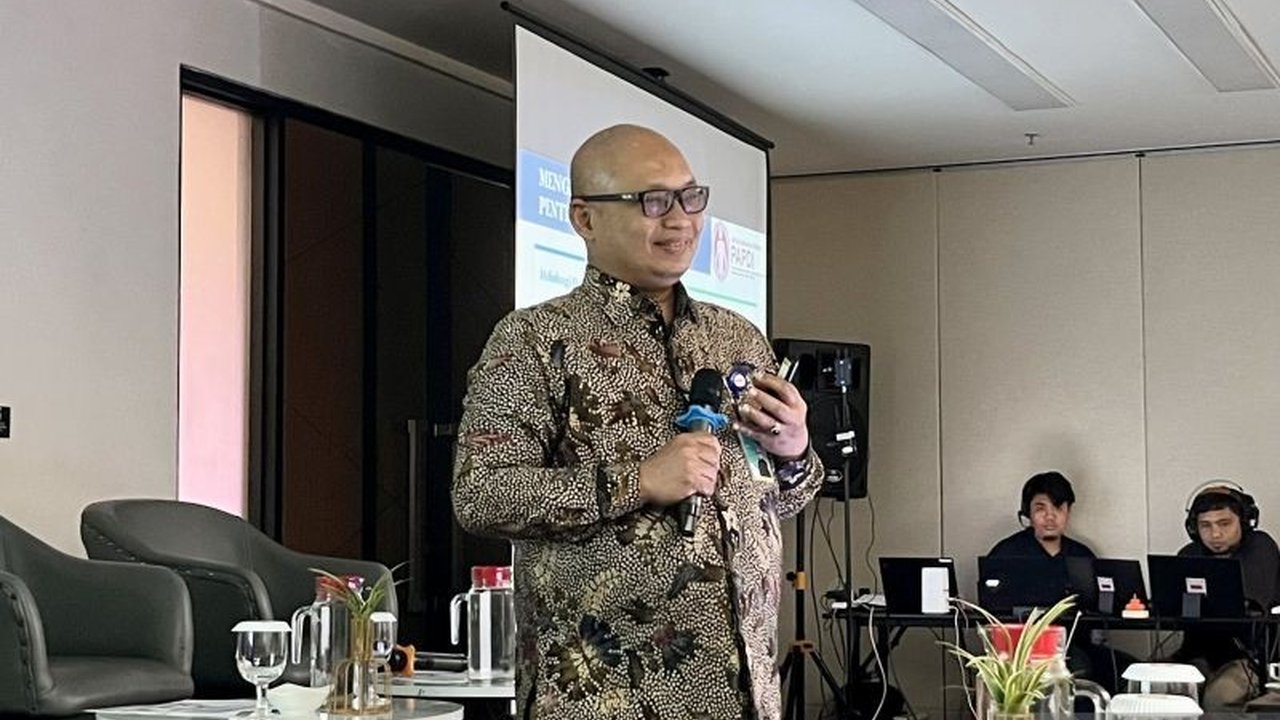 Perhimpunan Dokter Spesialis Penyakit Dalam Indonesia (PAPDI) menegaskan pentingnya Edukasi Vaksinasi Campak sebagai strategi utama untuk menekan penyebaran penyakit dan merupakan investasi kesehatan jangka panjang yang efisien.