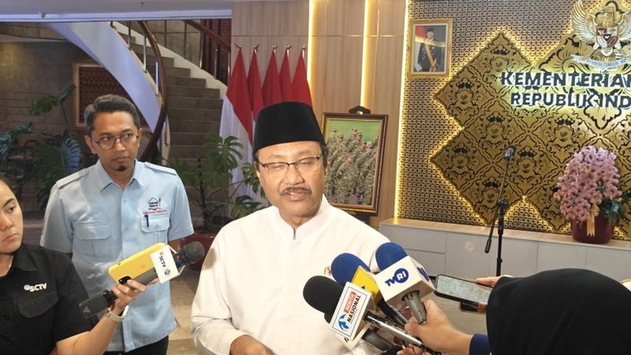 Kementerian Sosial (Kemensos) mengumumkan penyaluran bansos reguler Program Keluarga Harapan dan Bantuan Pangan Non Tunai (BPNT) triwulan kedua akan cair pada pekan kedua April 2026, didukung percepatan data penerima manfaat.