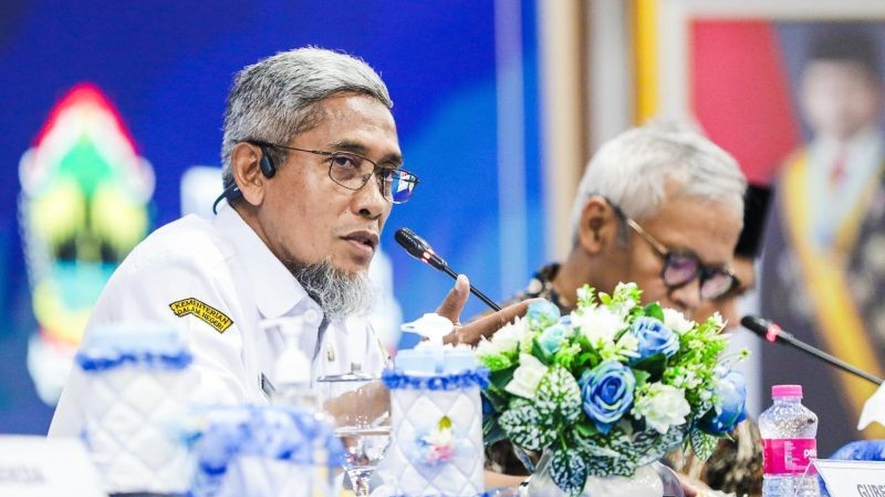 Pemerintah Provinsi Jawa Tengah tengah menyiapkan surat edaran terkait kebijakan WFH ASN Jateng yang akan berlaku setiap hari Jumat, menindaklanjuti arahan pusat mulai 1 April 2026.