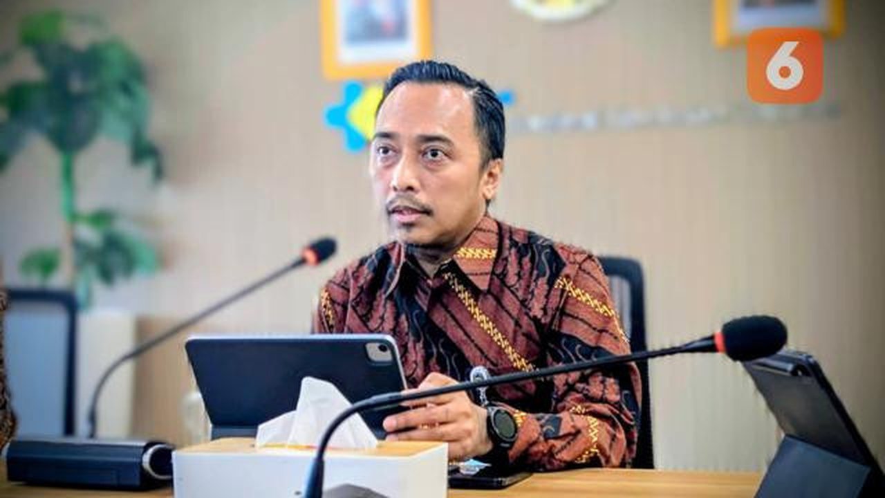 Kepala Biro Komunikasi dan Informasi Publik Kemenkes, Aji Muhawarman. Foto: Liputan6.com/Ade Nasihudin.