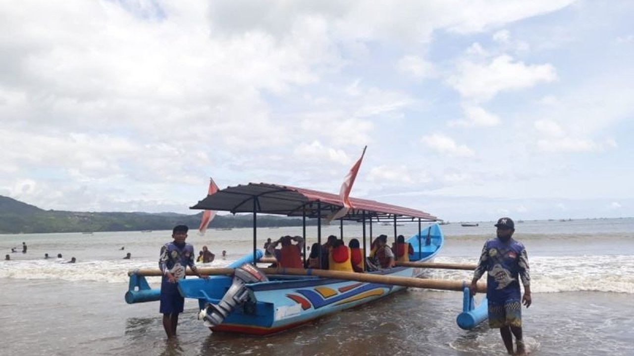 Libur Lebaran 2026 membawa kabar gembira bagi sektor pariwisata Tulungagung. Kunjungan wisatawan ke pantai selatan Tulungagung melonjak 16 persen, menjadikan Wisata Lebaran Tulungagung semakin diminati dan menunjukkan potensi besar daerah.