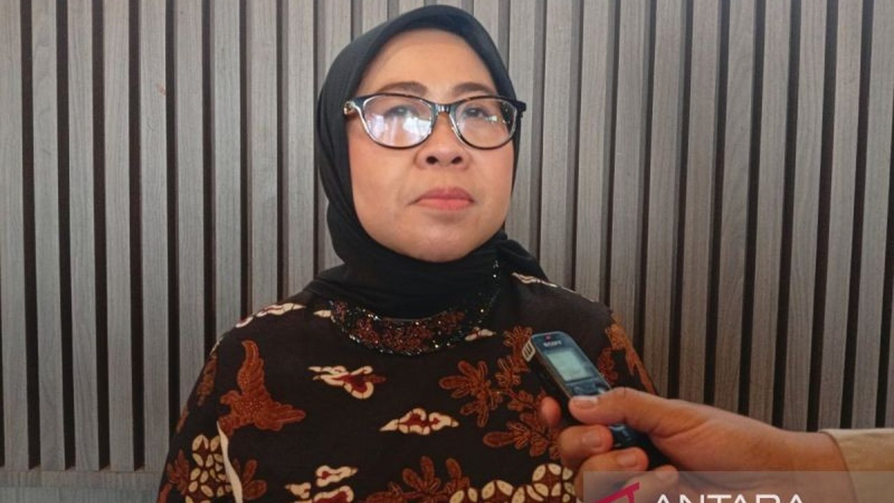 Anggota DPR RI mendorong UMKM Manfaatkan KUR secara optimal sebagai penopang ekonomi masyarakat, menghadapi tantangan geopolitik global, dan meningkatkan daya saing usaha.