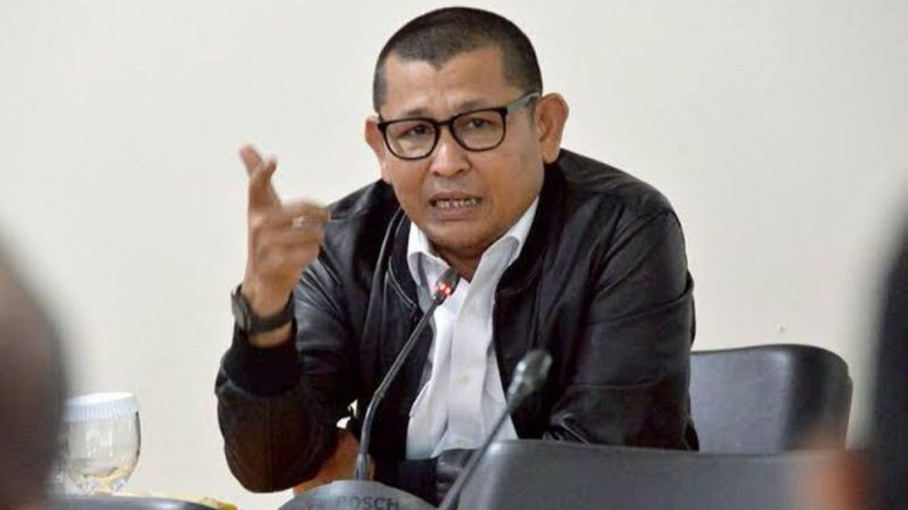 Seorang legislator DKI Jakarta mendesak pemerintah untuk menolak masuknya pemegang paspor Israel ke Indonesia sebagai respons atas gugurnya prajurit TNI dalam serangan di Lebanon, menegaskan kedaulatan negara.