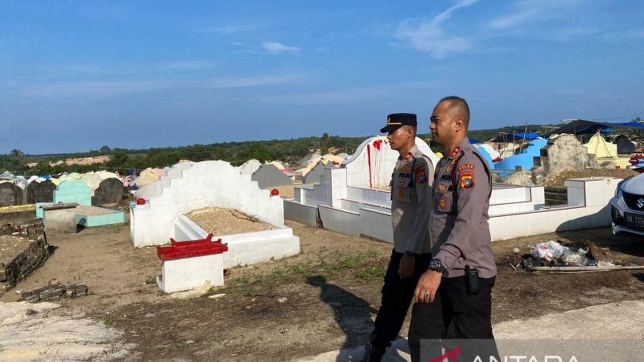 Polres Bangka Barat mengerahkan 155 personel untuk memastikan kelancaran dan keamanan perayaan Paskah serta tradisi Ceng Beng 2026 yang berlangsung bersamaan, menjaga Bangka Barat tetap kondusif.