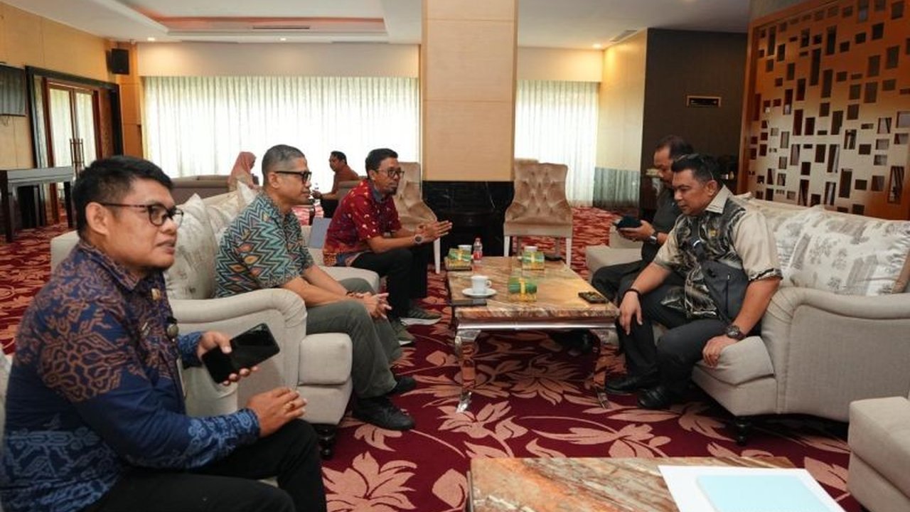 Diskominfo SP Sulsel mencatat sembilan desa di Luwu Timur masih blank spot telekomunikasi. Pemprov Sulsel dorong solusi percepatan akses internet.