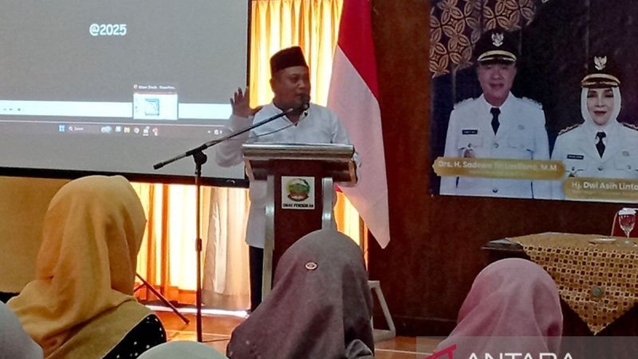 Dinas Pendidikan Banyumas menyerukan penanganan serius terhadap fenomena Anak Tidak Sekolah (ATS) yang jumlahnya melonjak signifikan, menyoroti peran orang tua dan akses pendidikan di Banyumas.