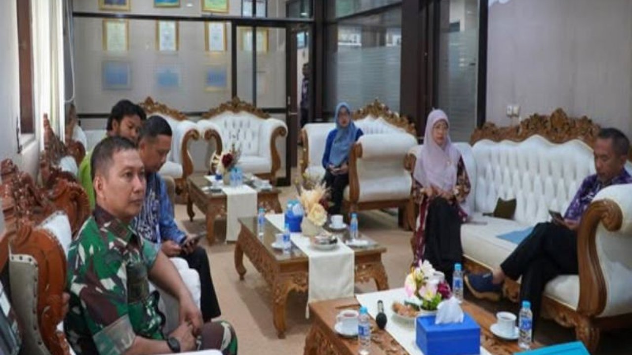Pemerintah Kabupaten Tanah Laut (Pemkab Tala) serius perkuat upaya pencegahan karhutla dan antisipasi kekeringan, menyusul prediksi BMKG akan kemarau panjang 2026 di wilayahnya.