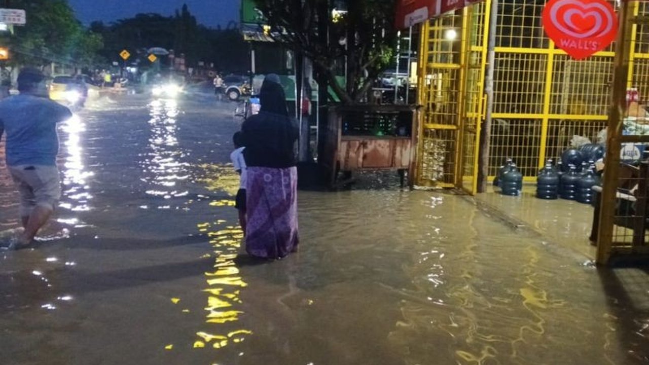 Kabupaten Grobogan kembali dilanda Banjir Grobogan, menyebabkan 12 desa di empat kecamatan terendam air setelah hujan lebat. Bagaimana kondisi terkini dan imbauan BPBD terkait bencana ini?