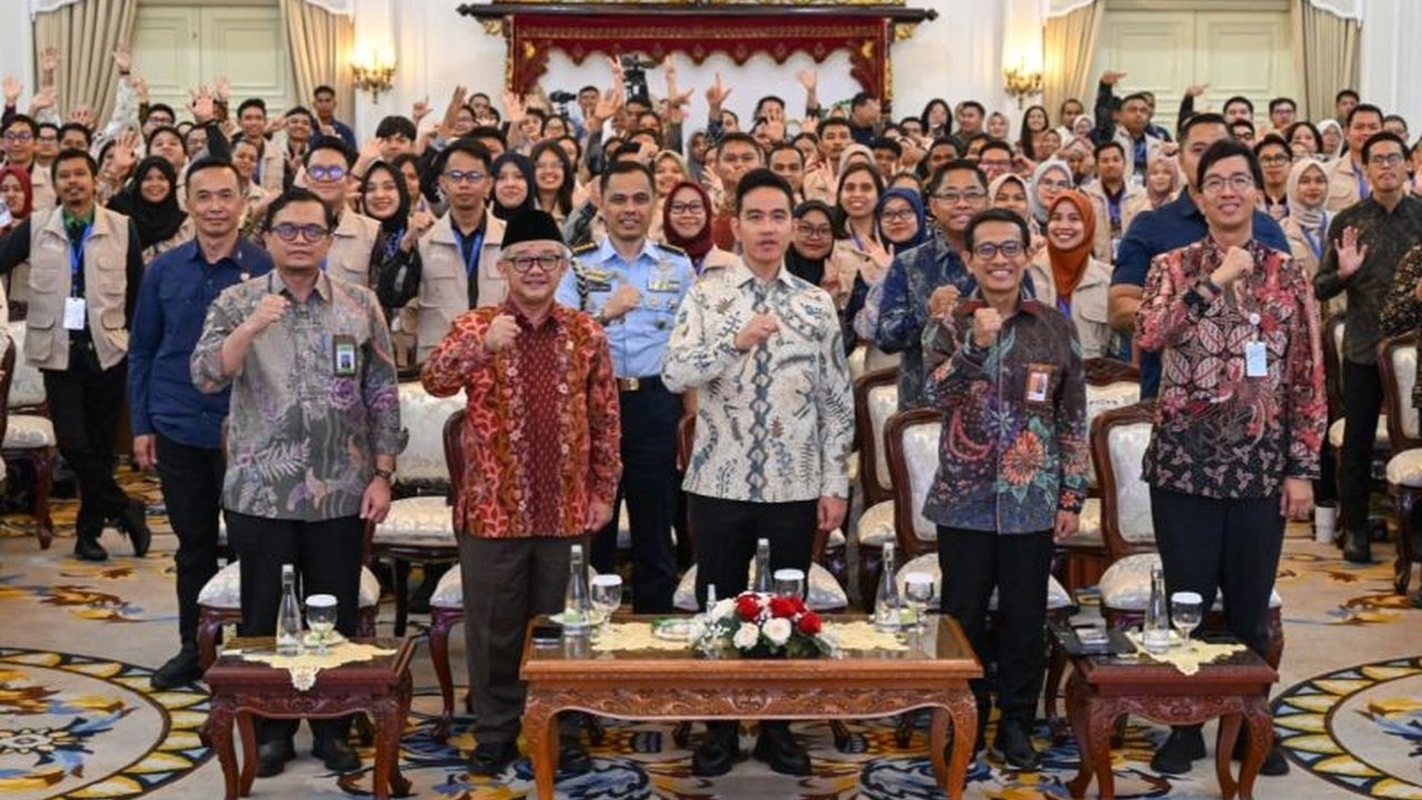 Menteri Pendidikan Dasar dan Menengah Abdul Mu’ti menegaskan 150 Alumni Pejuang Digital LPDP akan menjadi teman belajar digital di wilayah 3T, bukan pengganti guru, demi pembelajaran yang interaktif dan bermakna.