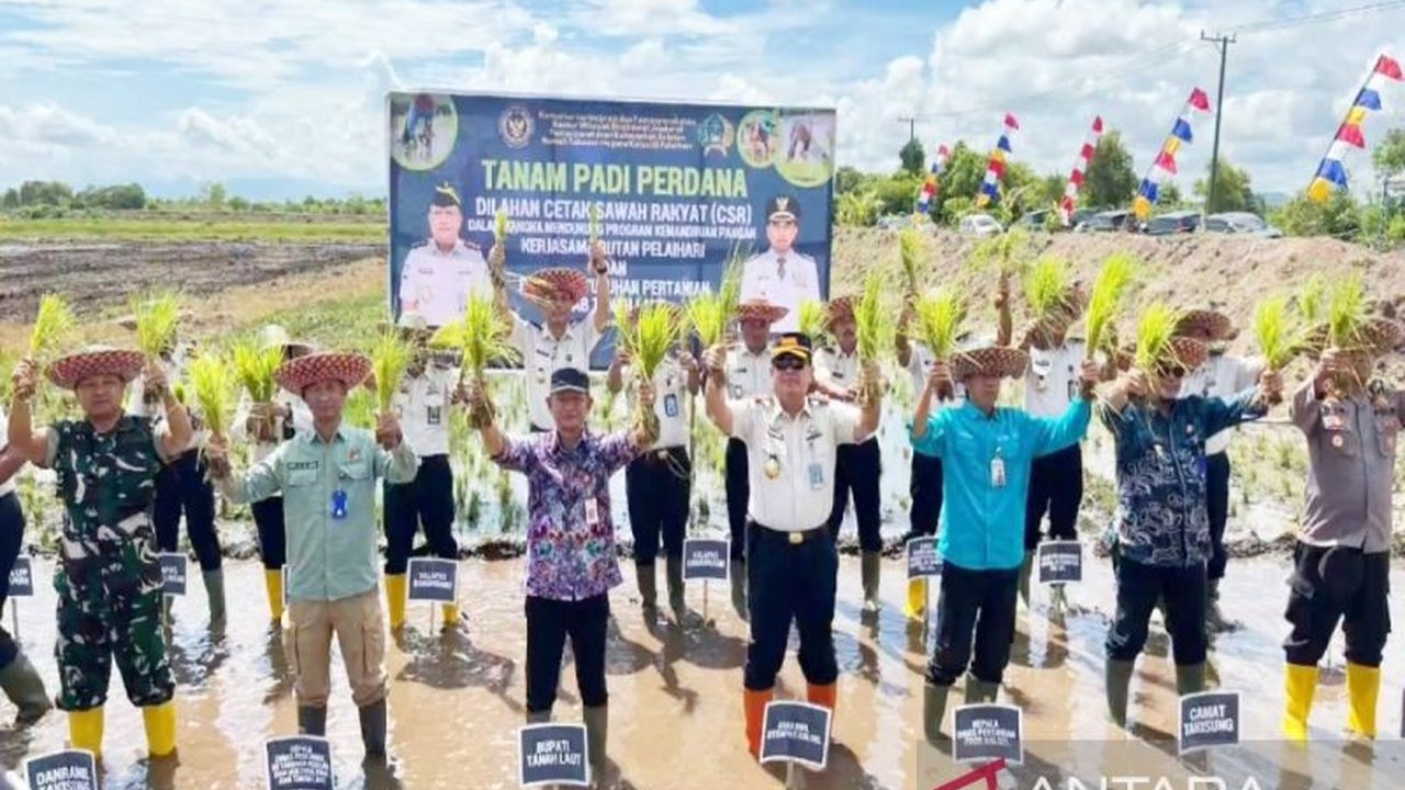 Kantor Wilayah Ditjenpas Kalimantan Selatan (Kalsel) aktif mengimplementasikan program Cetak Sawah Rakyat, sebuah inisiatif strategis Kementerian Pertanian, guna mewujudkan pembinaan pertanian bagi warga binaan sekaligus mendukung swasembada pangan nasion