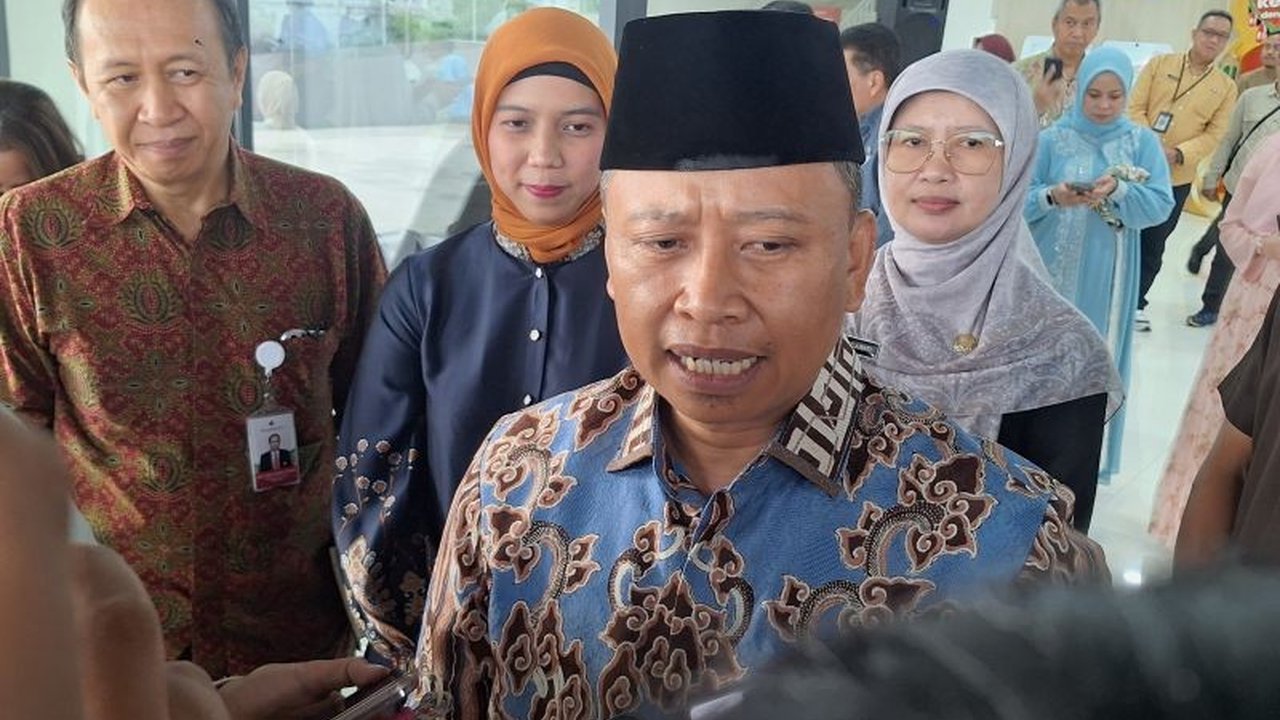 Pemerintah Kota Depok menyatakan komitmen kuatnya untuk mendukung Sensus Ekonomi 2026 dan pengecekan data Penerima Bantuan Iuran (PBI) tahap 2, guna memastikan akurasi data serta kebijakan yang tepat sasaran.