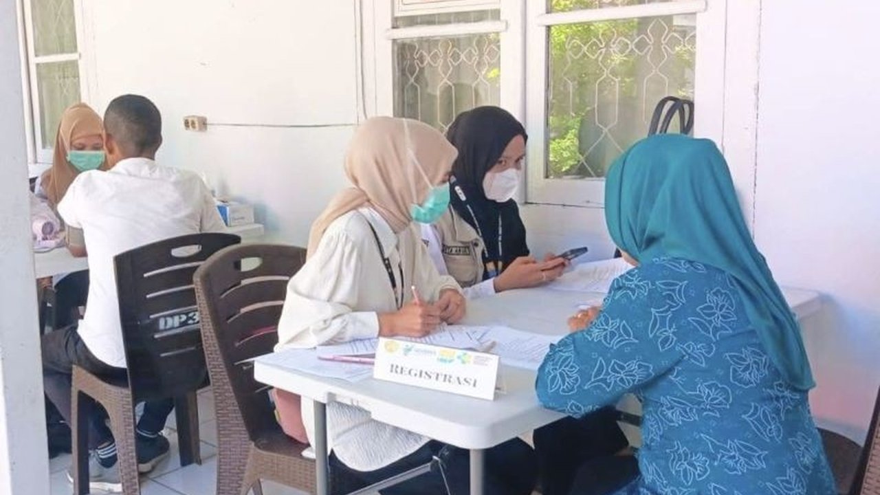 Pemerintah Kota Baubau melalui Dinas Kesehatan aktif menggelar sosialisasi pencegahan TBC Anak, menekankan pentingnya sinergi lintas sektor untuk menuntaskan kasus tuberkulosis di wilayahnya.