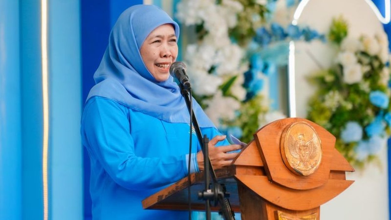 Gubernur Khofifah ajak Satuan Pelayanan Pemenuhan Gizi (SPPG) dan pemerintah daerah perkuat tata kelola Program Makan Bergizi Gratis (MBG) di Jatim. Hal ini krusial untuk menjaga kualitas layanan dan ketepatan sasaran penerima manfaat.
