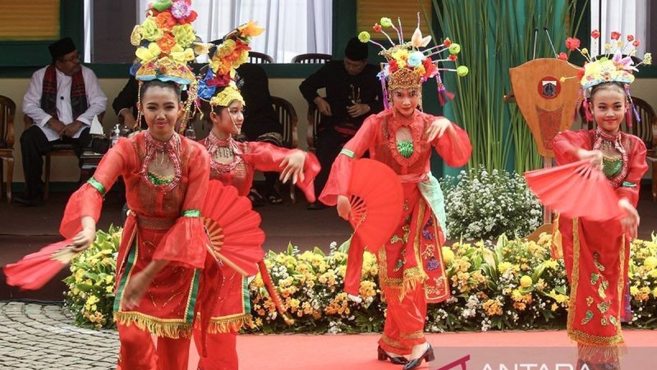 Pemerintah Provinsi DKI Jakarta mengundang masyarakat untuk meramaikan Lebaran Betawi 2026 di Lapangan Banteng, menghadirkan atraksi budaya dan kuliner khas Betawi yang memukau.