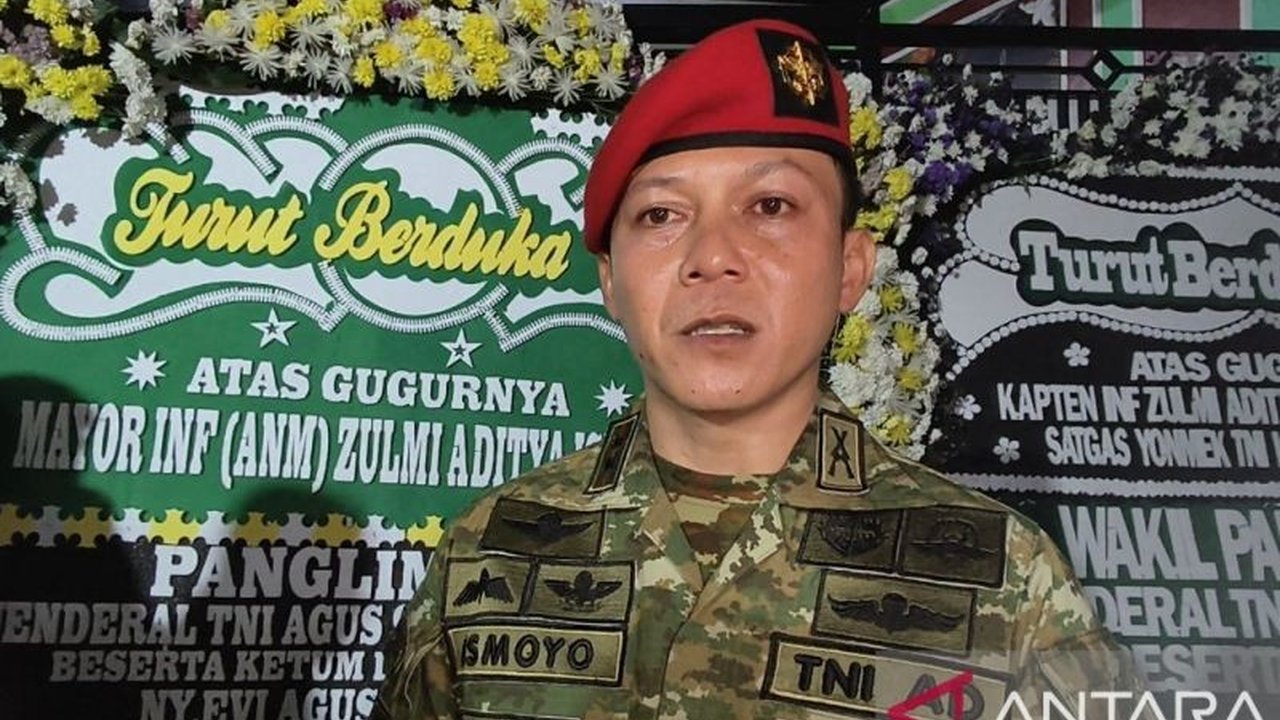 Komando Pasukan Khusus (Kopassus) menyampaikan duka mendalam atas gugurnya Mayor Infanteri (Anumerta) Zulmi Aditya Iskandar. Sosok Mayor Zulmi Aditya dikenang sebagai perwira teladan yang menginspirasi seluruh prajurit dengan dedikasi dan integritasnya.