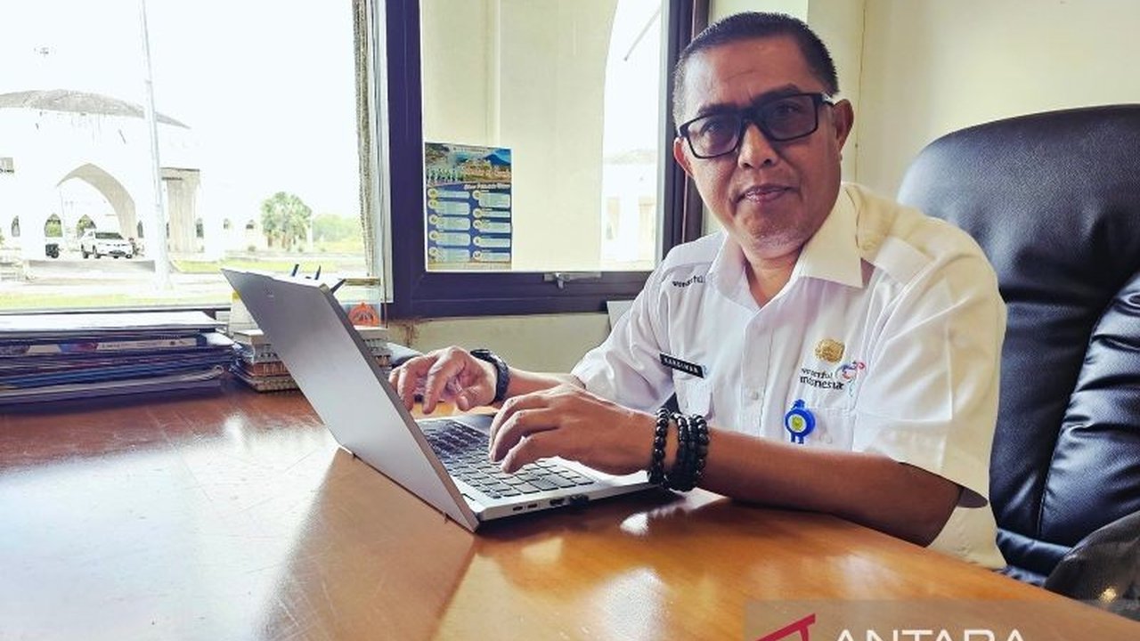 Pemerintah Kabupaten Natuna gencar promosikan potensi wisata perbatasan via Parade Jet Ski Natuna, sasar turis Malaysia. Namun, kendala akses transportasi masih jadi tantangan utama.