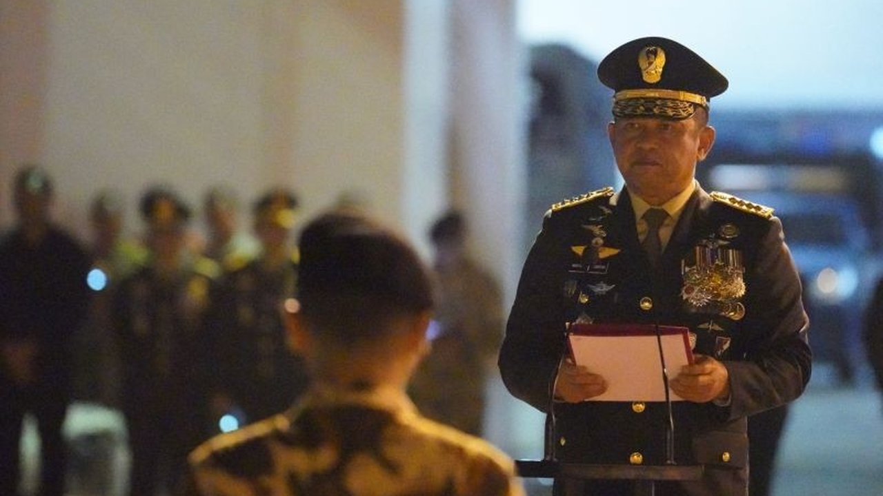 KSAD Jenderal TNI Maruli Simanjuntak tegaskan negara penuhi seluruh Hak Prajurit TNI Gugur di Lebanon. Keluarga tetap jadi bagian TNI, penghormatan terakhir dipimpin langsung.