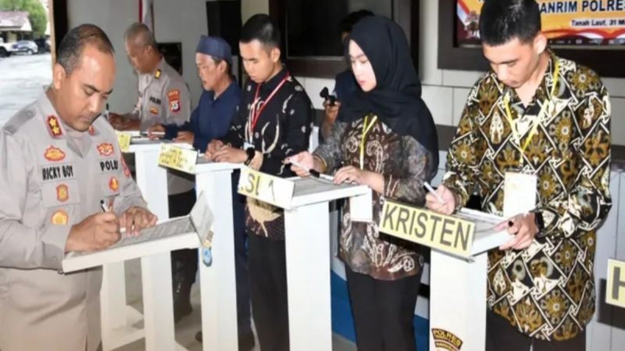 Polres Tanah Laut berkomitmen penuh mewujudkan Rekrutmen Polri Bersih Transparan untuk Tahun Anggaran 2026, memastikan proses seleksi bebas kecurangan dan intervensi.