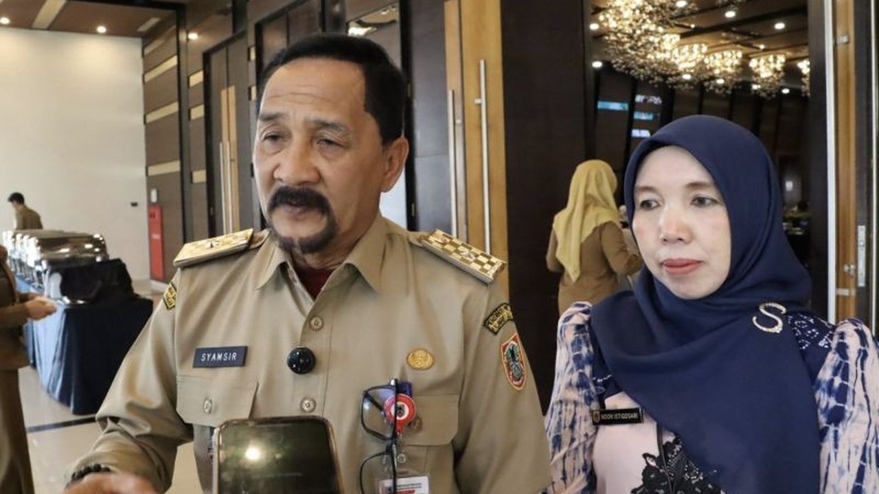 Dinas Pertanian dan Ketahanan Pangan (DPKP) Kalsel mengeluarkan larangan tegas bagi petani untuk tidak membakar lahan sebagai upaya antisipasi kemarau panjang akibat El Nino. Langkah ini penting untuk mencegah kebakaran hutan dan lahan (karhutla).